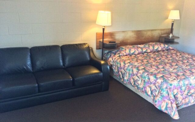 Ucluelet Wildwood Inn