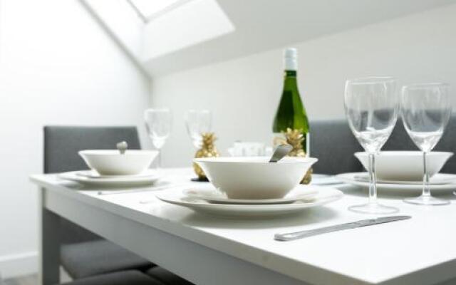 Rethink Serviced Apartments Kings Lodge