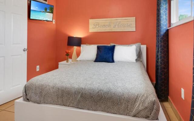 Beach House Hotel
