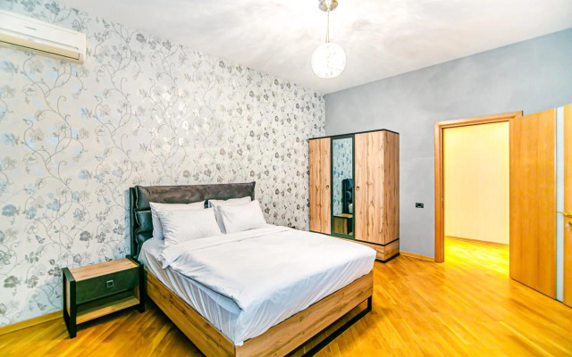Zarifa Aliyeva str. 28 M63 Daire