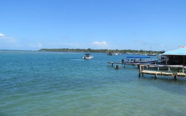 Hostel Mamallena Bocas del Toro - Adults Only