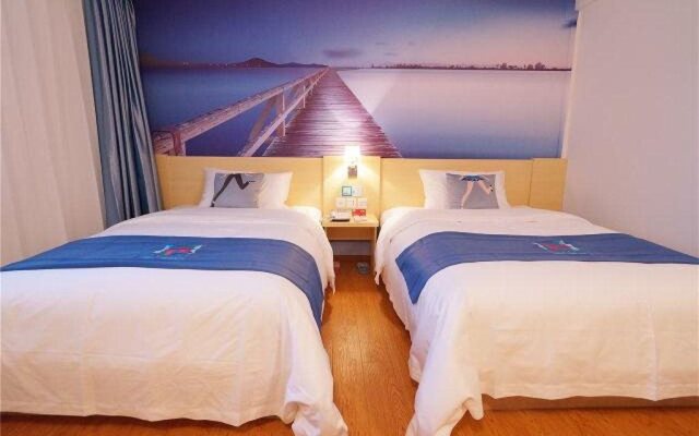 Pai Hotel Zhuhai Gongbei Port City Rail Terminal