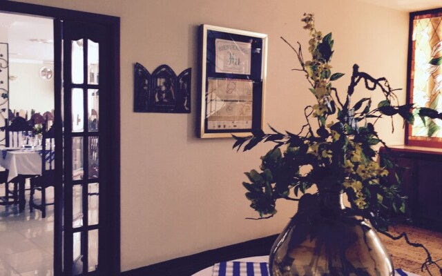 Hotel Azuay