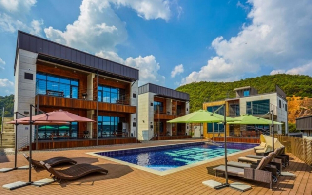 Cheongju Okhwayongsojelpyeong Pension