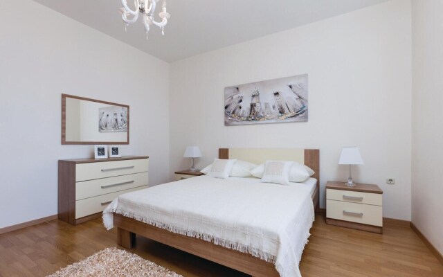 Amazing Home in Duce With Wifi and 2 Bedrooms