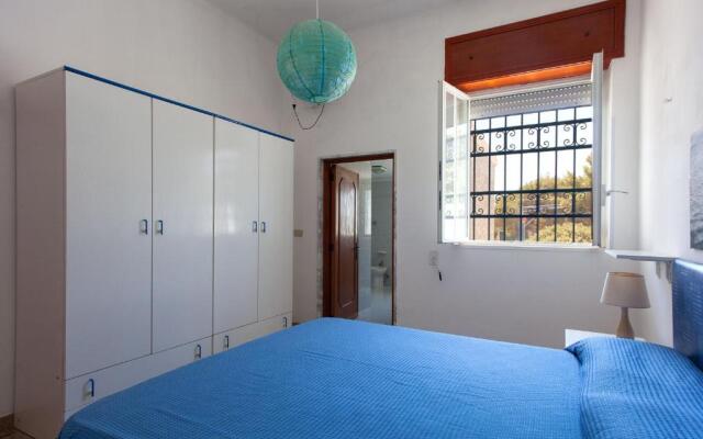 Villa fronte spiaggia con 3 camere e 2 bagni m730