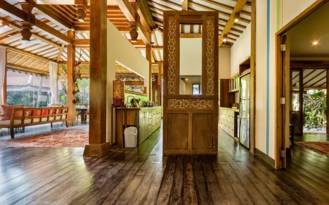 Villa Desa Roro Estate by Villa Finder