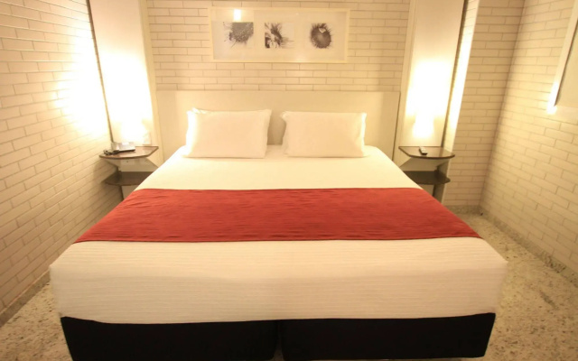 Hotel Confiance Batel