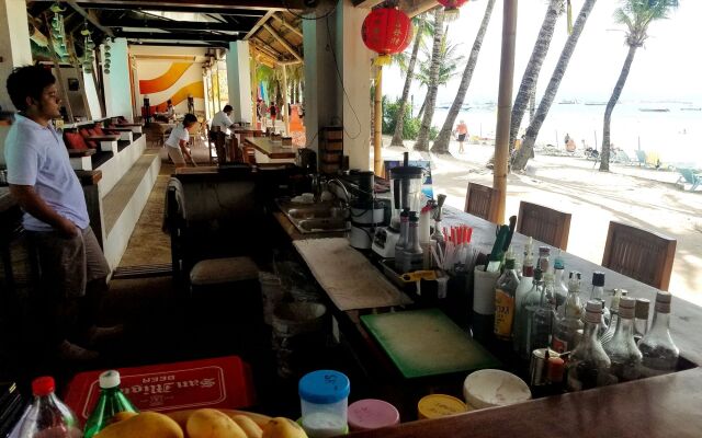 Calypso Beach & Dive Resort