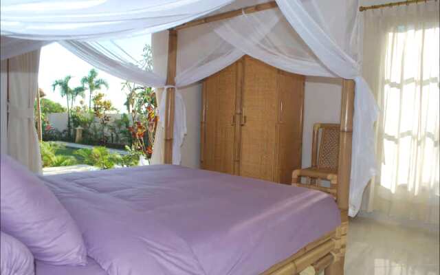Villa Cerah Beachfront Holiday House