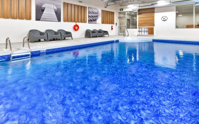 Holiday Inn Express & Suites Trois Rivieres Ouest by IHG