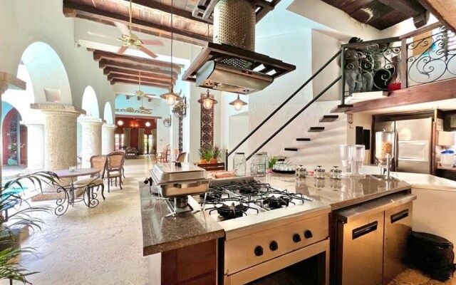 8Aps-4 Casa Antigua En El Centro Histori