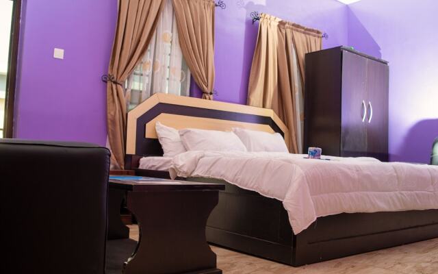 Jiksonodo Hotel and Suite