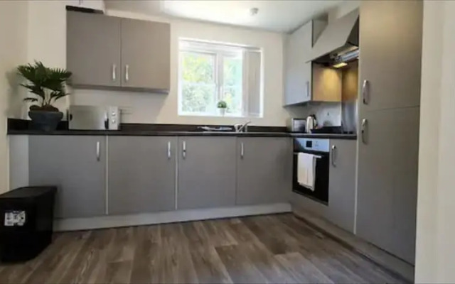 1br-sleeps3-parking-nearcitycentre-shoppingcentre