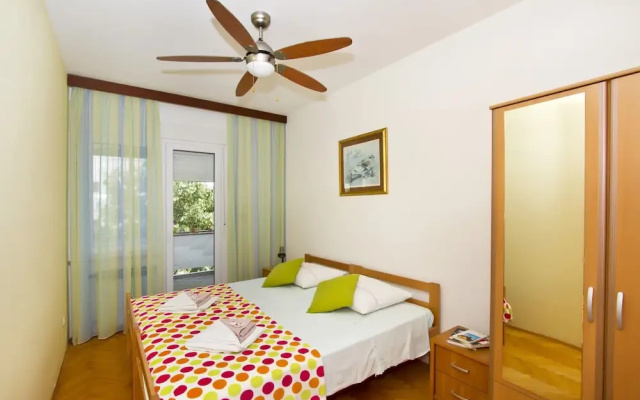Apartment Topic near Beach