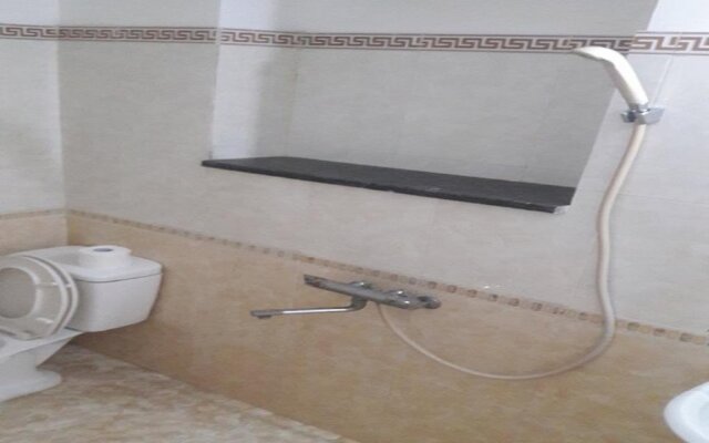 Hanoi Bluestar Hostel 2