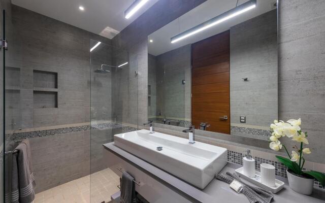 Loft 268-408 Spacious 2 Bedroom 2 Bathroom Zona Romantica