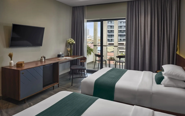 Baitong Hotel & Resort