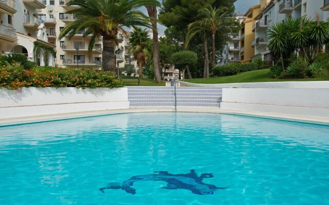 Beachfront Penthouse, Sea/mountain Views, 3 Balconies, Puerto Banus, Marbella