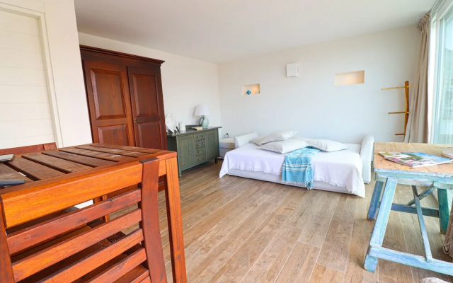 Sveva's Cozy Studio With sea View