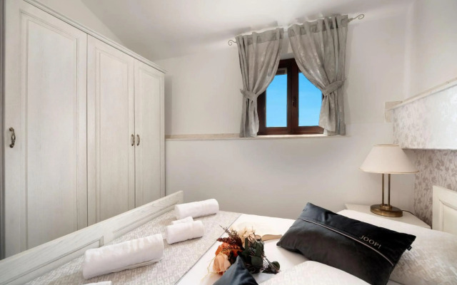 Luxury Apartments Perko