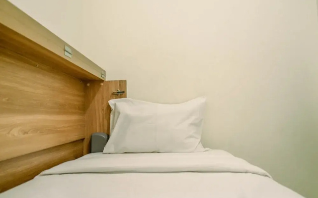 Comfort And Simple 2Br At Green Pramuka City Apartment