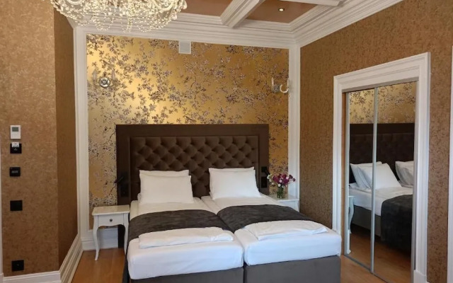 Oficerski Yacht Club Resort & Spa