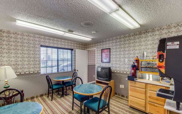 Econo Lodge Falfurrias Hwy 281