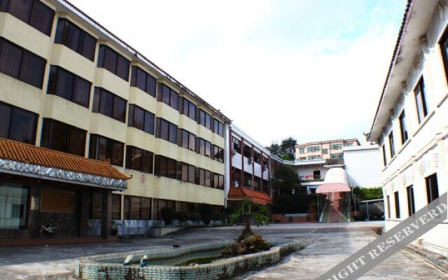 Yingbin Hotel