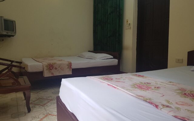 Queen Mini Hotel