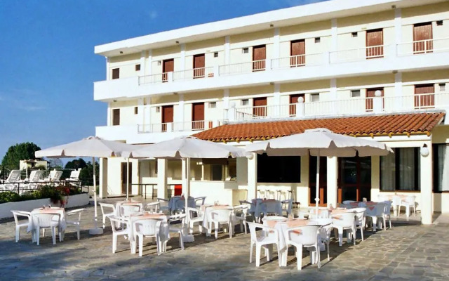 Hotel Prassino Nissi