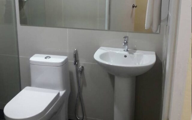 Place2Stay Business Hotel @ Emart Riam