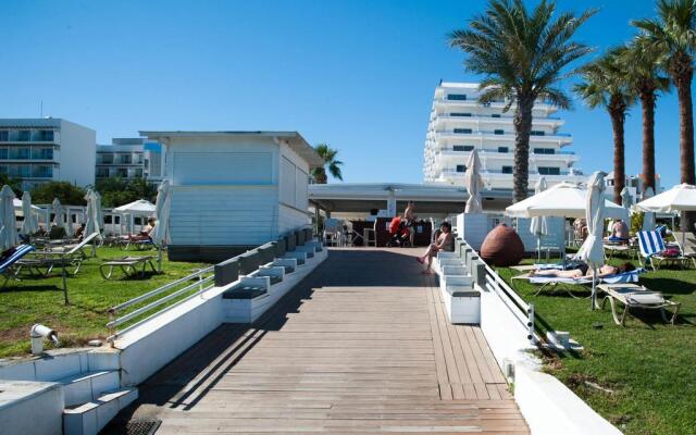 Vrissiana Boutique Beach Hotel
