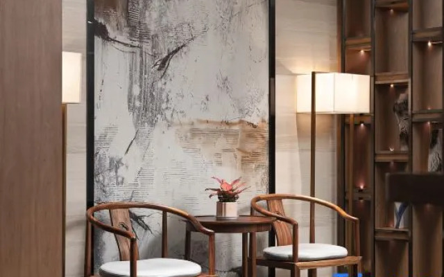 Waiting Hotel (Shanghai South Railway Station Shanghai Normal University)