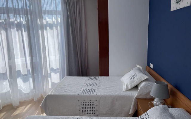 Pensión Playa de Sardiñeiro