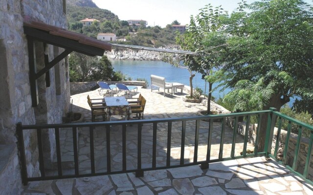 Stunning Home in Aghios Dimitris m With 2 Bedrooms