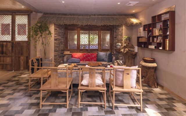 Lotus Mountain Boutique Inn