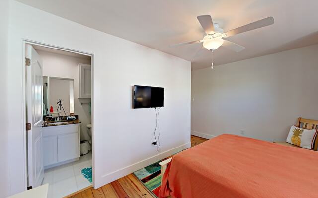 802 The Commons