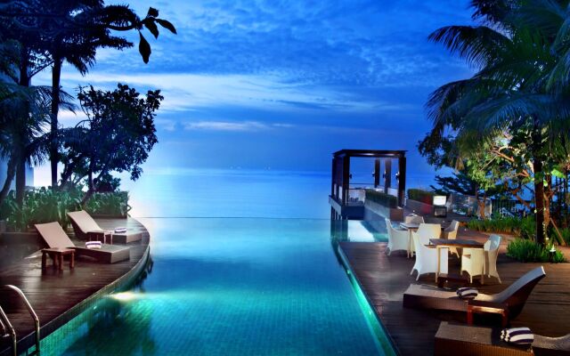 Golden Tulip Balikpapan Hotel & Suites