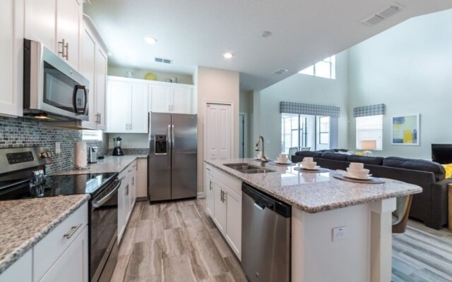 Amazing House! Storey Lake - 4724SHd