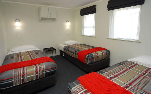 Fern Motel