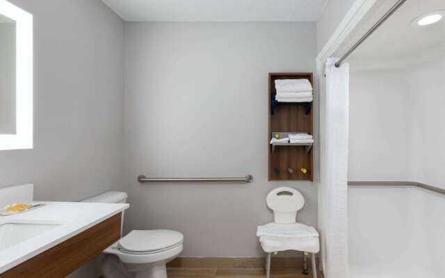 Microtel Inn by Wyndham Bowling Green