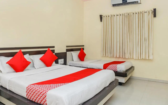 OYO 35702 Hotel Baba Sai