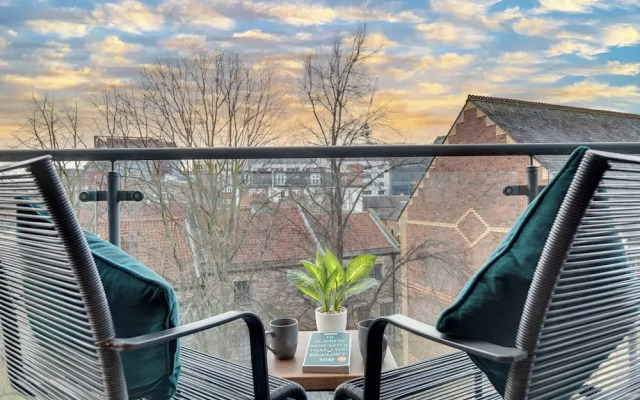 Laing Apartments