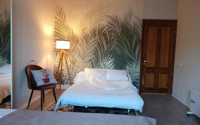 Апартаменты на проспекте Кольский