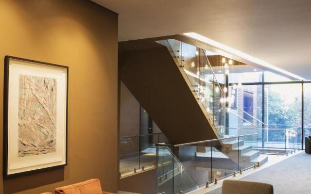 Home Suite Hotels Rosebank