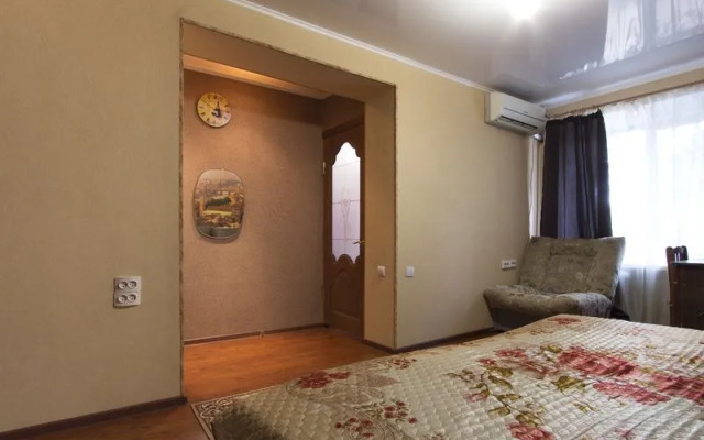 Апартаменты Грин ФОКС на ул. Вячеслава Мейера, д. 13