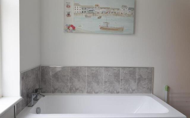 Harbour Street Apartment