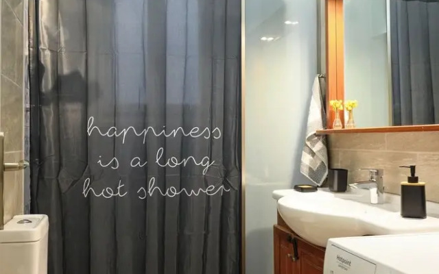 Chroma Lodge Downtown