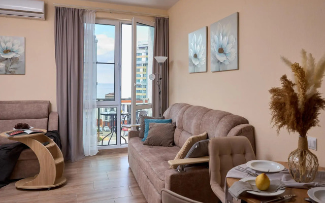 Sea Magic Apart on Lenin Street 298B/4-40